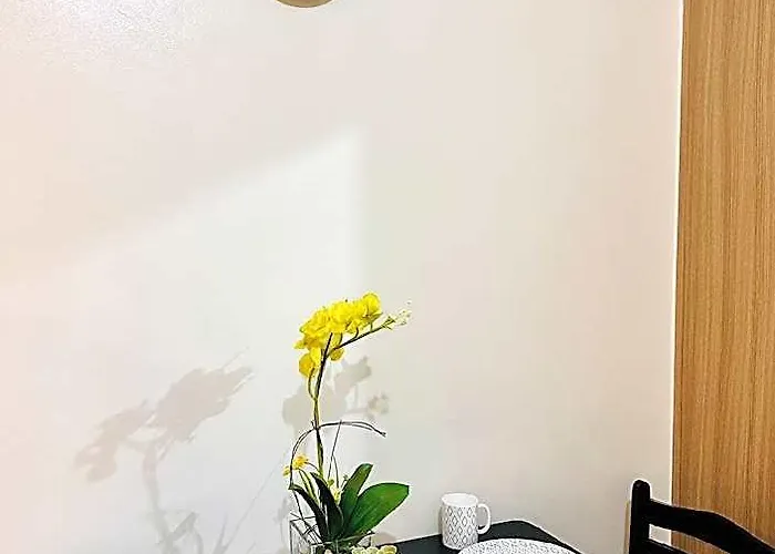 Hotel Shore 2 - Close To Moa And Ikea W/free Wifi! Manille