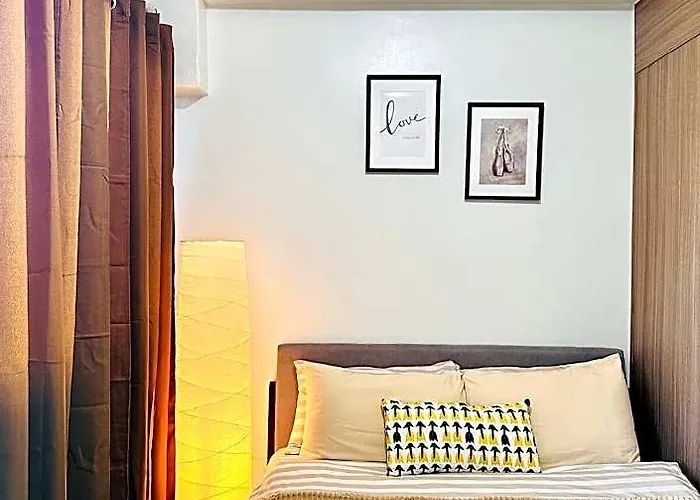 Shore 2 - Close To Moa And Ikea W/free Wifi! 3*